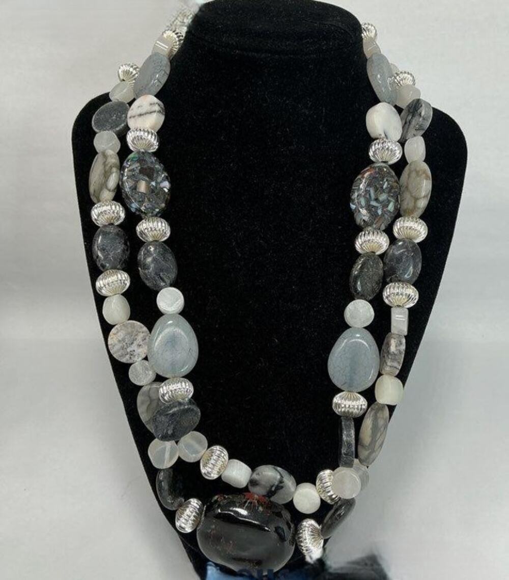 Agate Stone Necklace 20 inch 172.2 grams